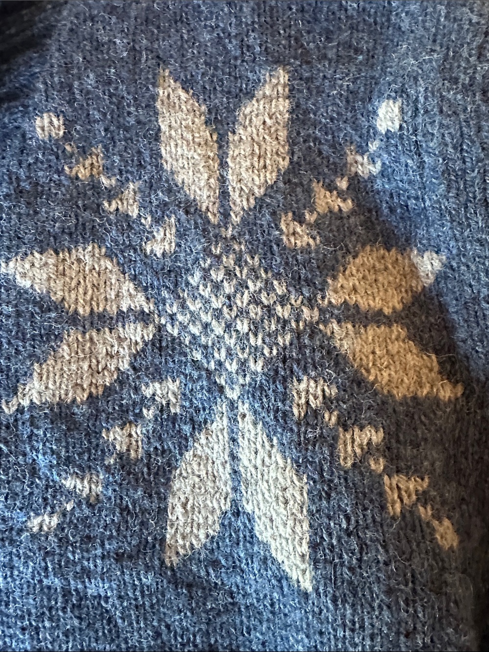 Pendleton Men's Blue Collar Wool Sweater - Picture 3 of 7